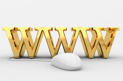 Za oficjalną datę podłączenia Polski do Internetu uznaje się 20 grudnia 1991 roku